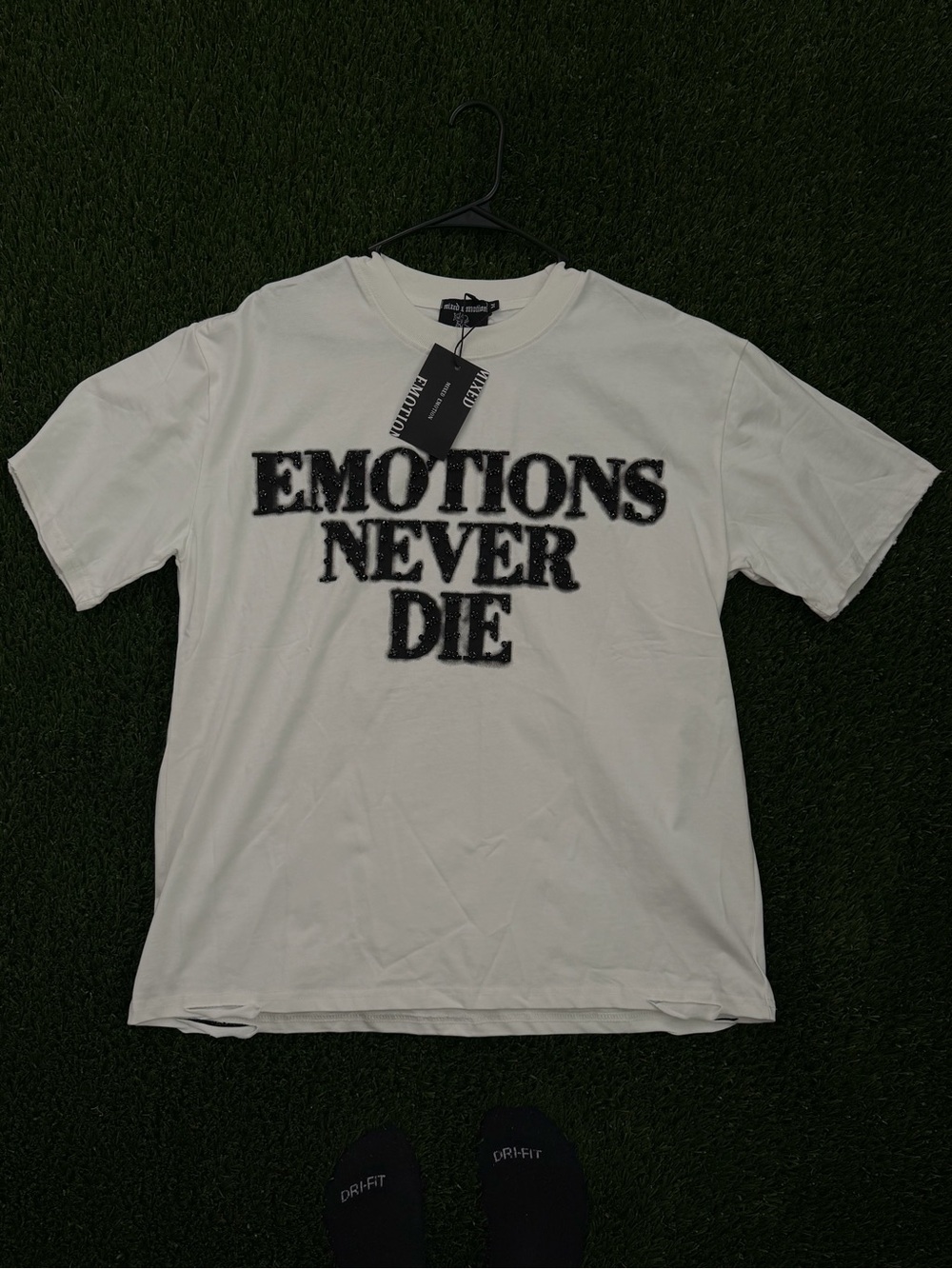 Unbranded White 'Emotions Never Die' Graphic Short-Sleeve Tee